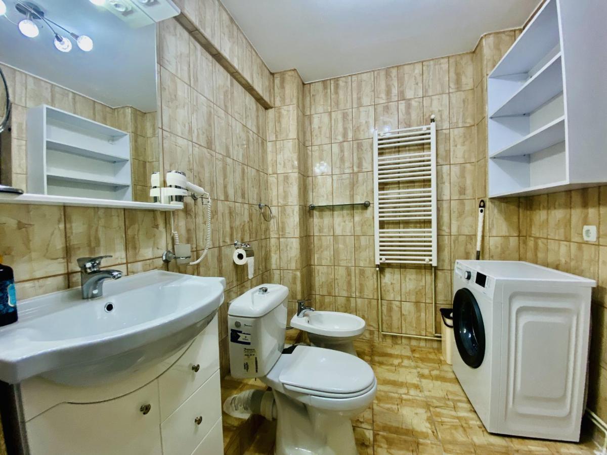 Central & Comfortable Studio Targoviste Buitenkant foto
