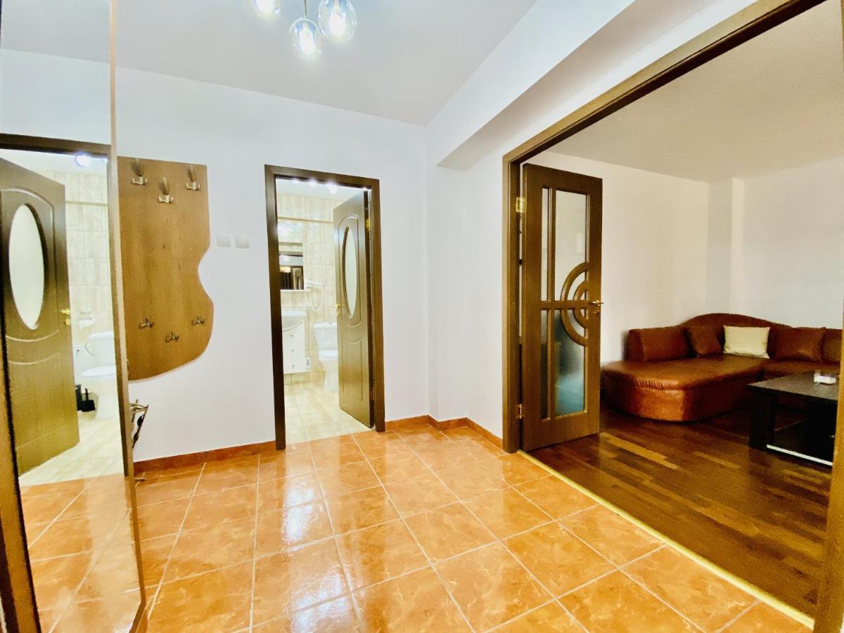 Central & Comfortable Studio Targoviste Buitenkant foto