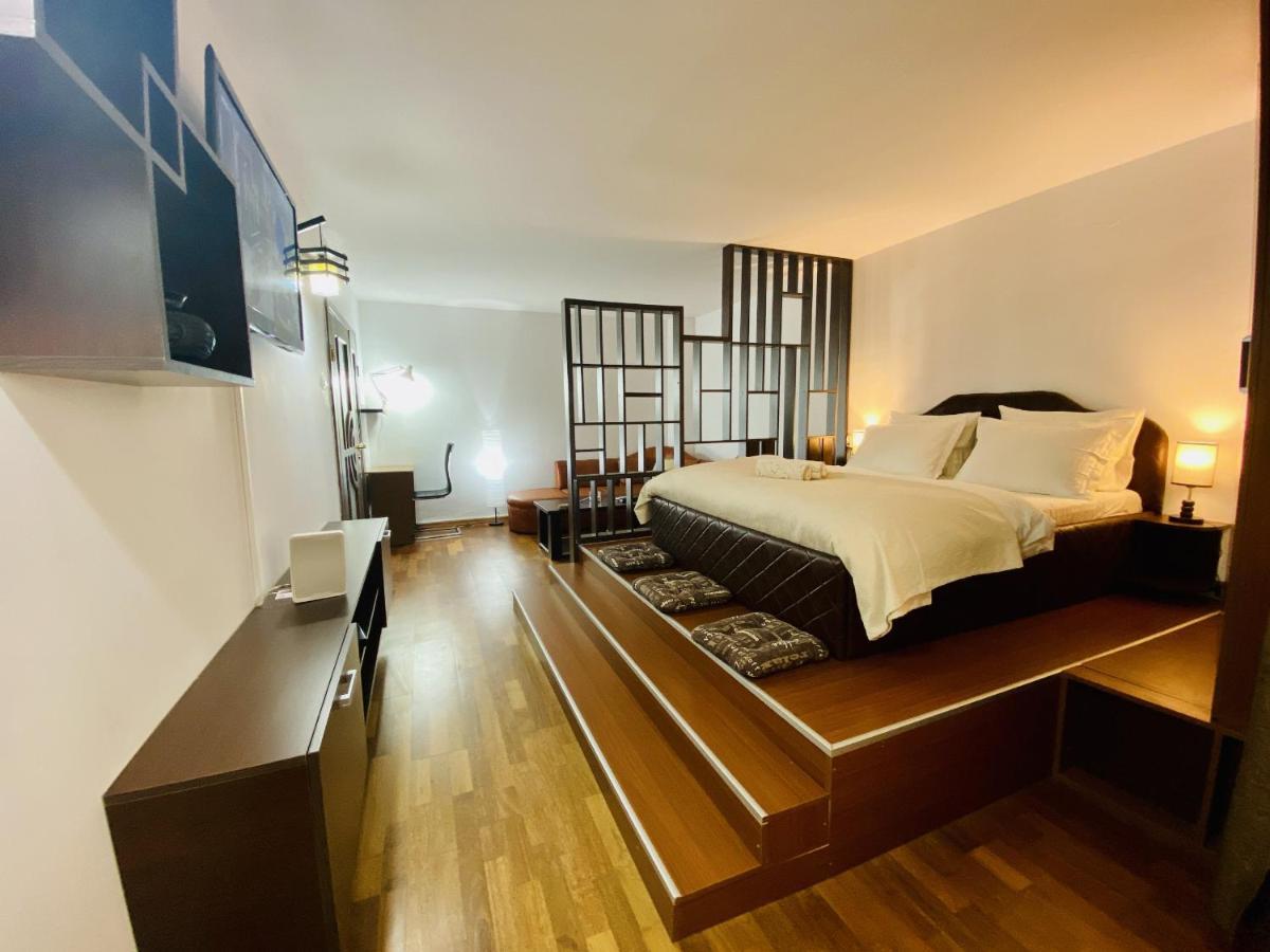 Central & Comfortable Studio Targoviste Buitenkant foto