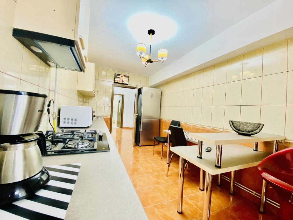 Central & Comfortable Studio Targoviste Buitenkant foto